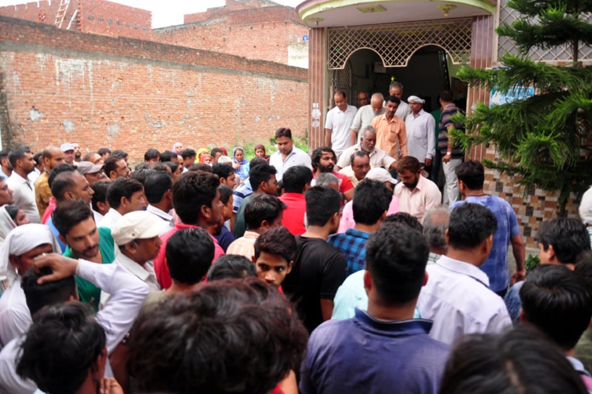 Three friends of saharanpur died in an accident in dehradun