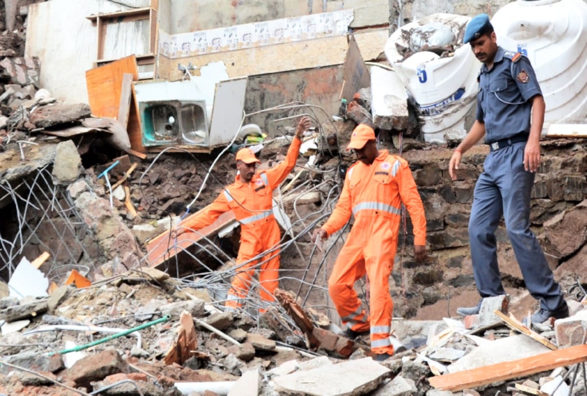 tcp rules violation in building construction collapsed in solan