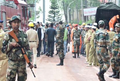 fourteen people died including army personnel after building collapsed in kumarhatti solan himachal