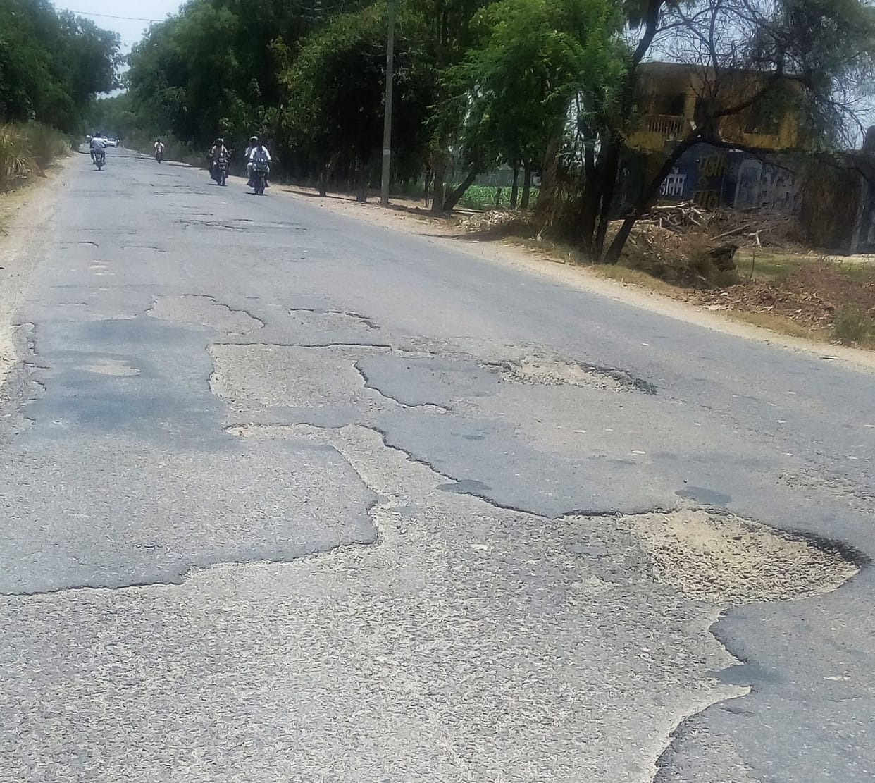the shivbhakt will go through broken road