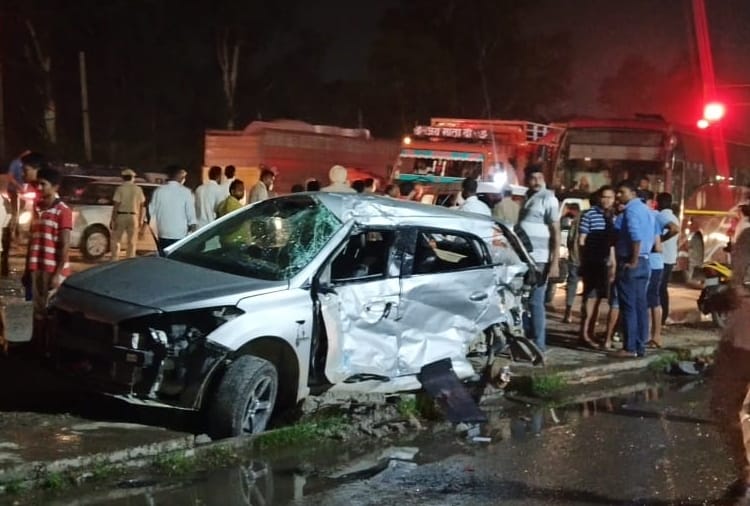 Two People killed In Bus and Car collision in Ambala, 15 people injured