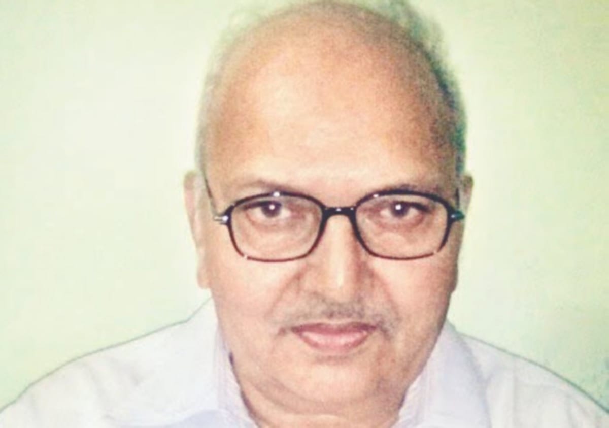 LT grade teacher vacancy Fraud : SIT Questioning to UPPSC ex chairman