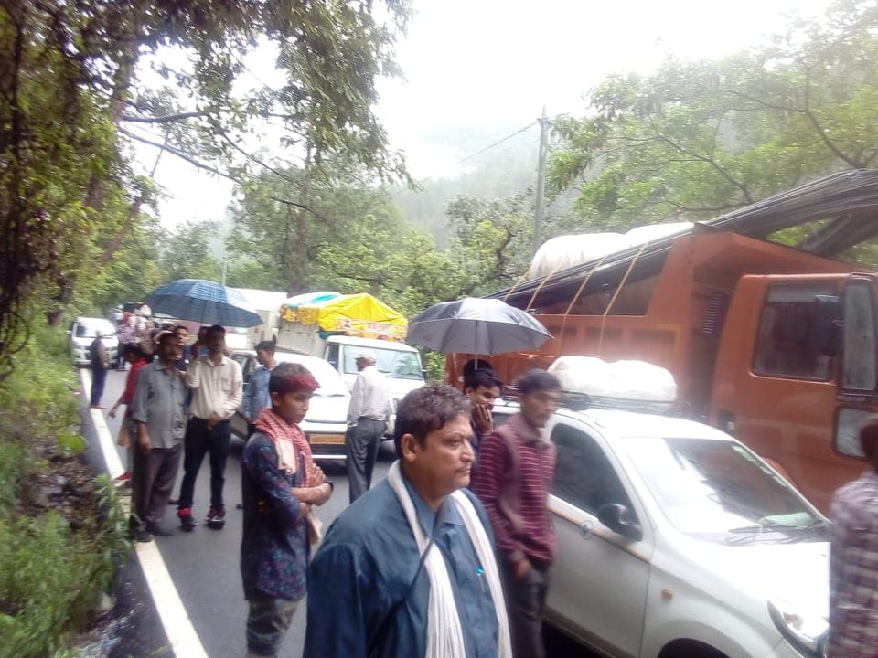 Vehicles stuck on Highway after landslide in uttarakhand mountains area