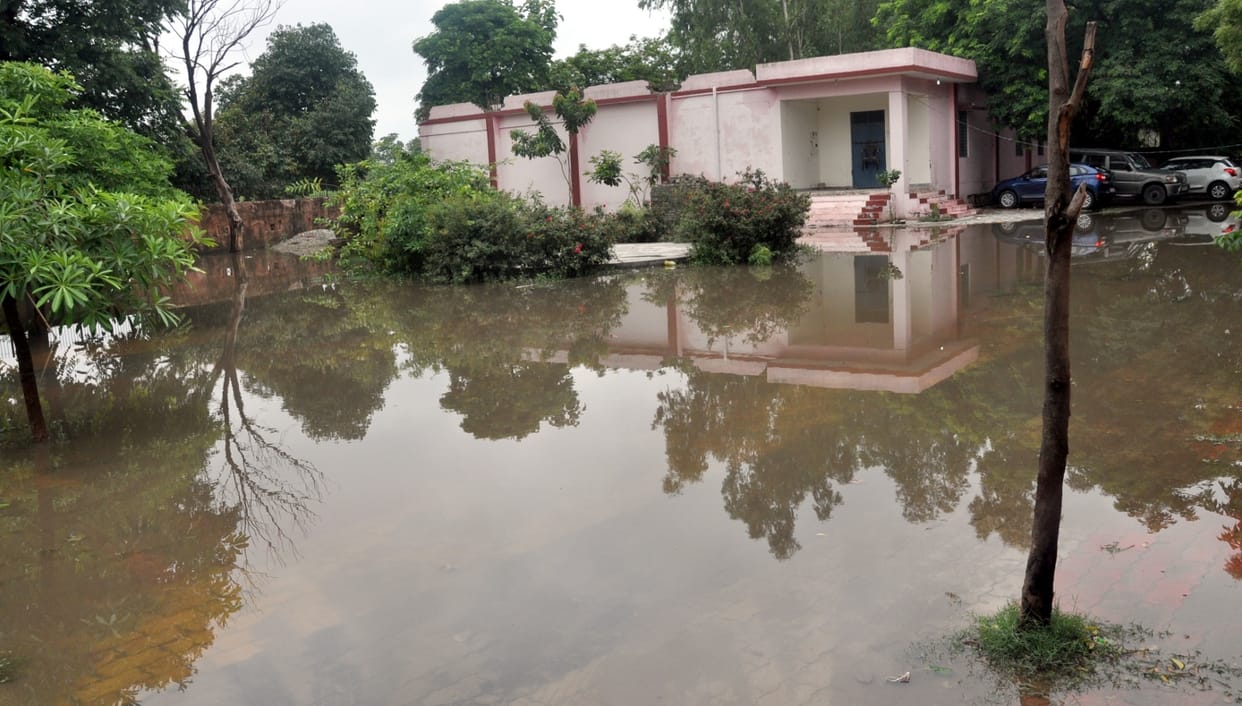 Torrential rain hits city building reservoir