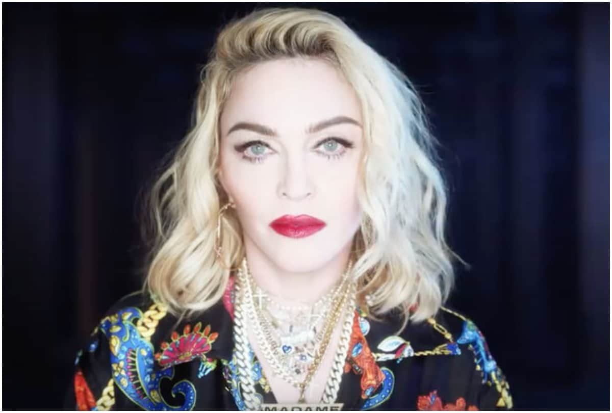know about 116 celebrities Real Names in english and hindi