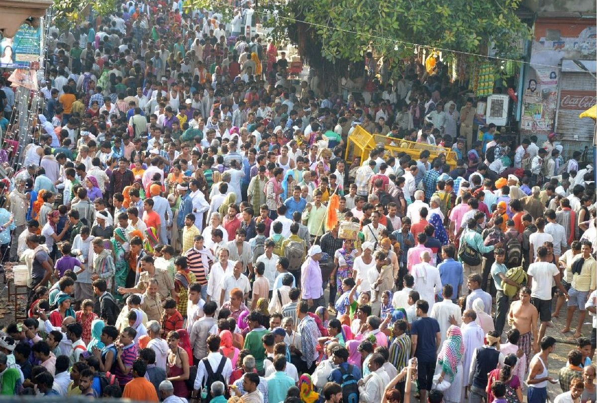guru purnima 2019 one crore pilgrims arrived in Mudiya Mela for govardhan parikrama