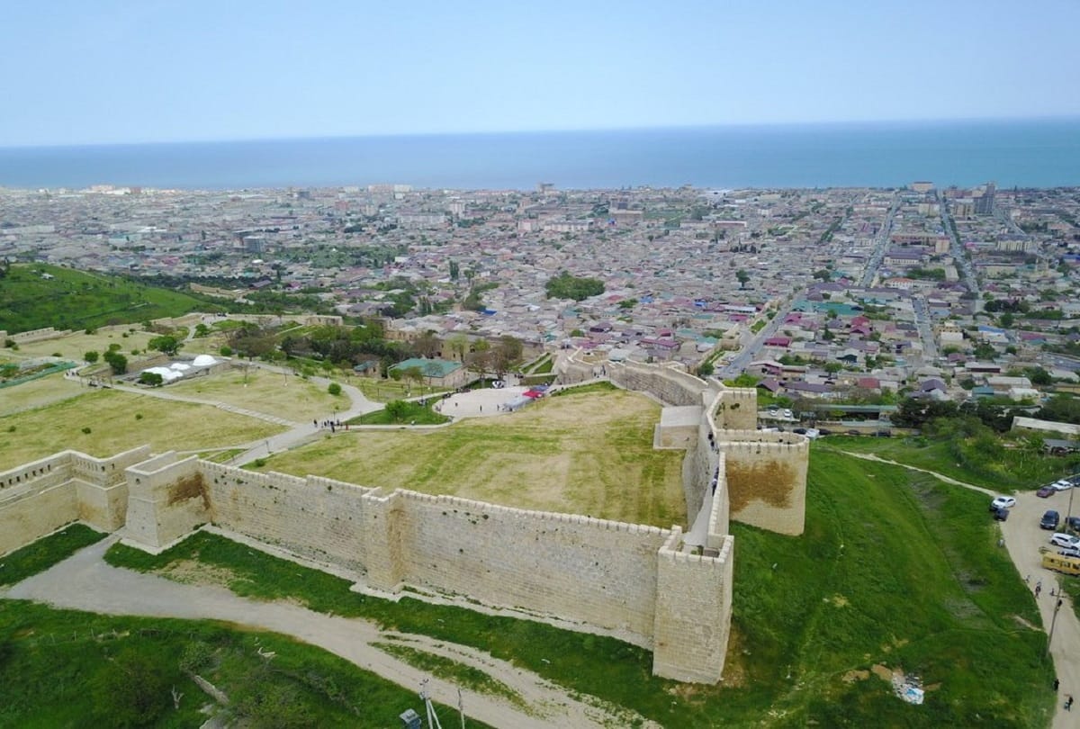 1700 year old mysterious underground building found near Caspian Sea in Russia
