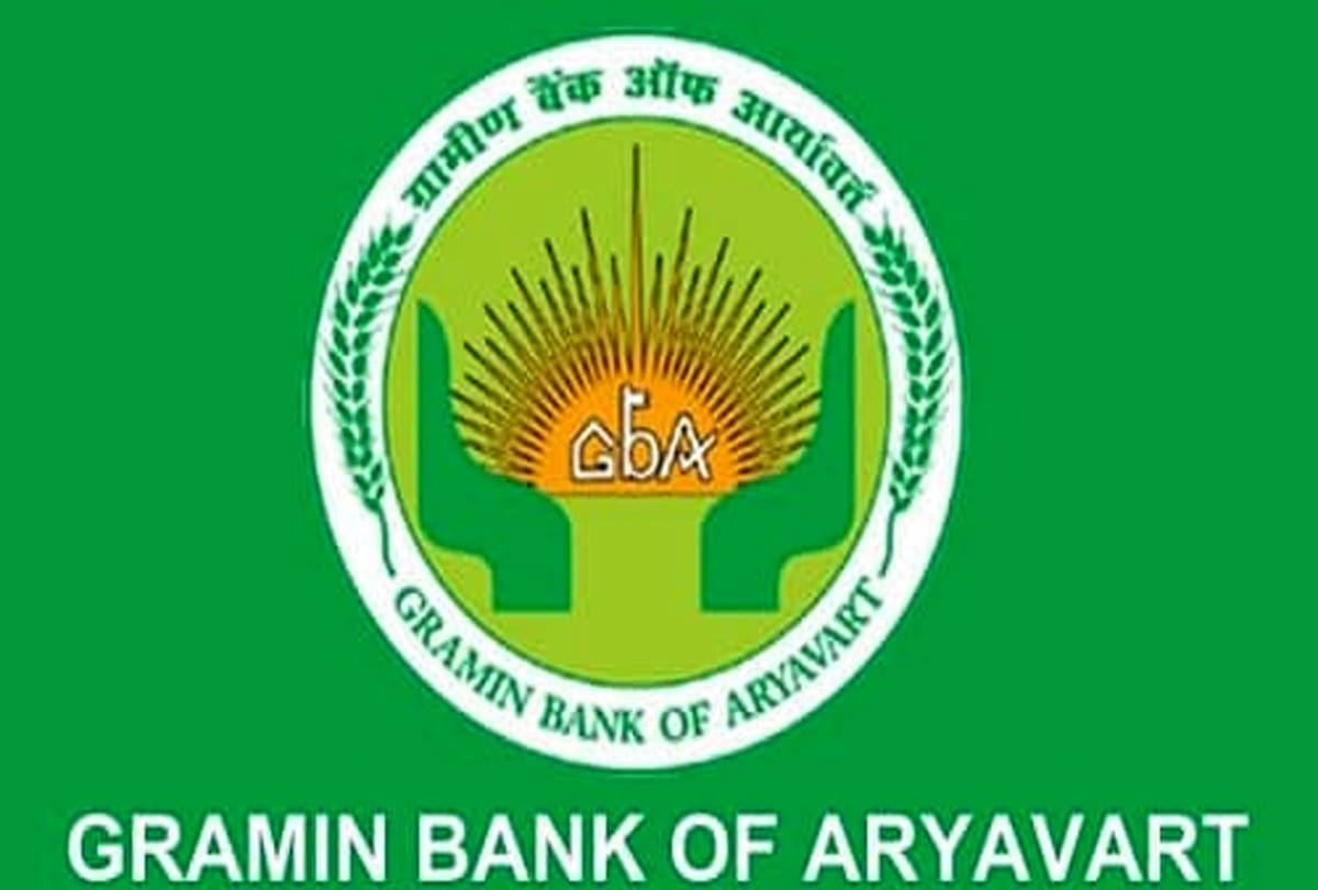 Mother died on bank gate when daughter filling withdrawal form