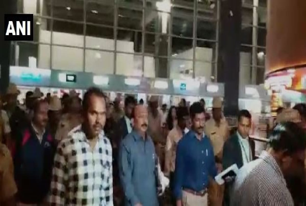 IMA Jewels ponzi scam: SIT detains suspended Congress MLA Roshan Baig, says Karnataka CM