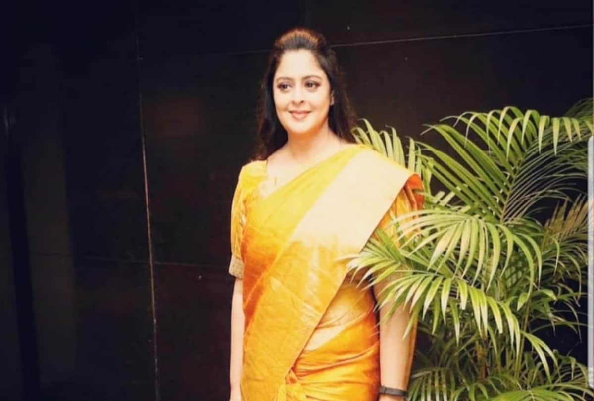 Saree Swag is trending online From politician to actresses post their favorite pictures in saree