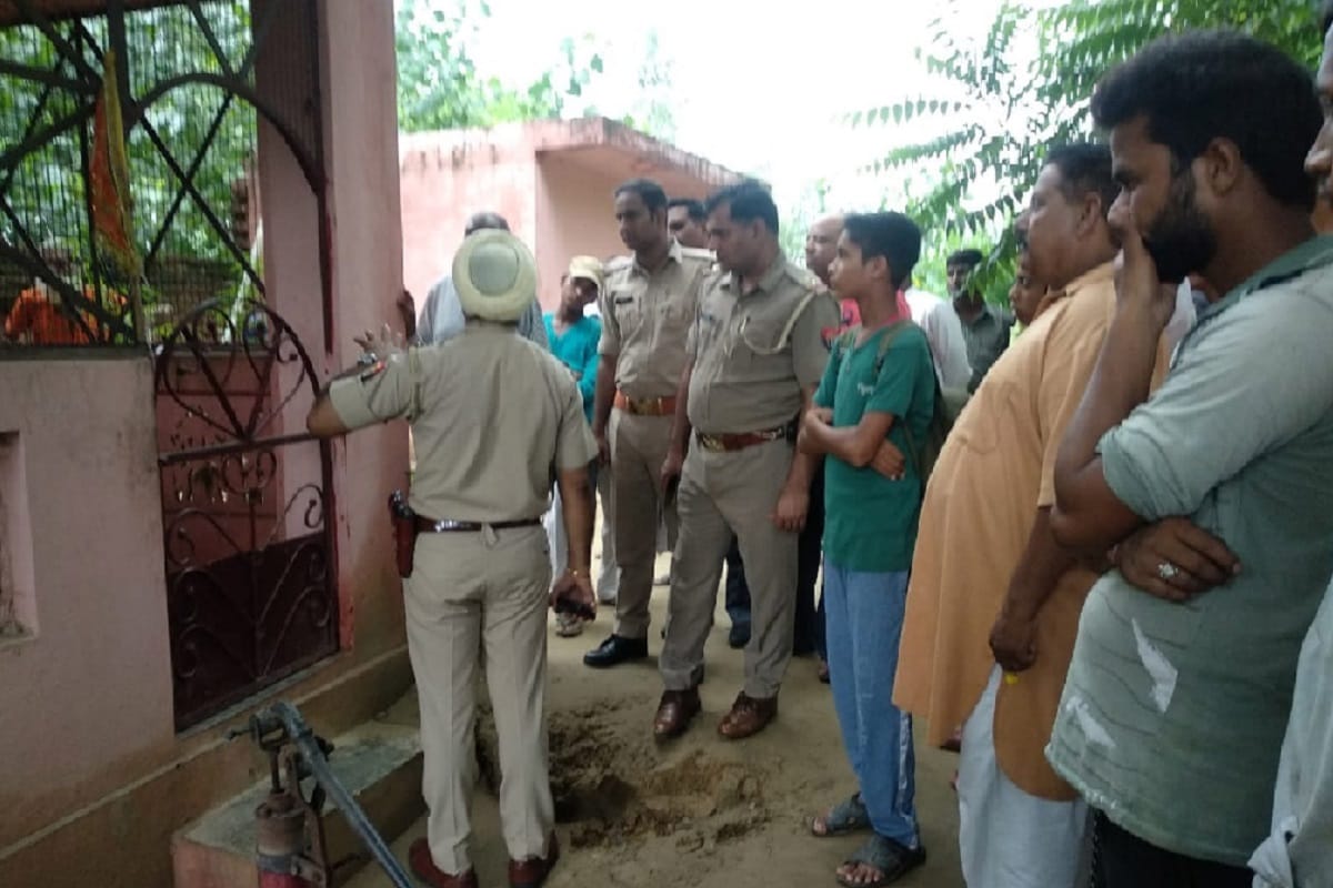 Statue fragmented and try to spoil the atmosphere in a village of Saharanpur district