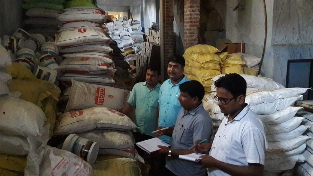 Raid on 47 shops of fertilizers, four licenses suspended