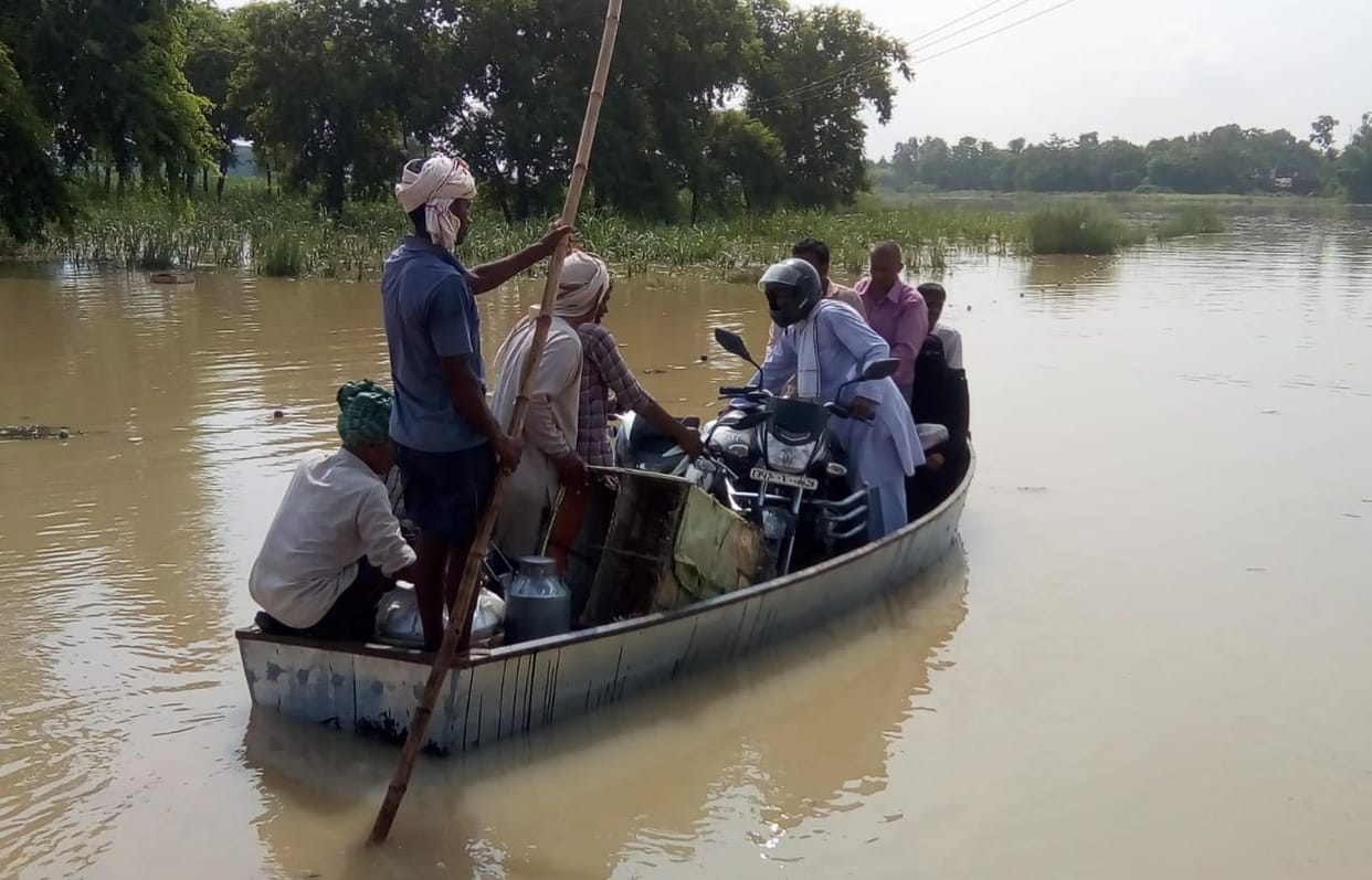 flood in 100 village of balrampur