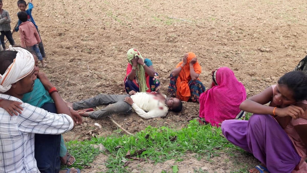 dead body and injured people in field clash between two sides for land dispute ghorawal sonbhadra