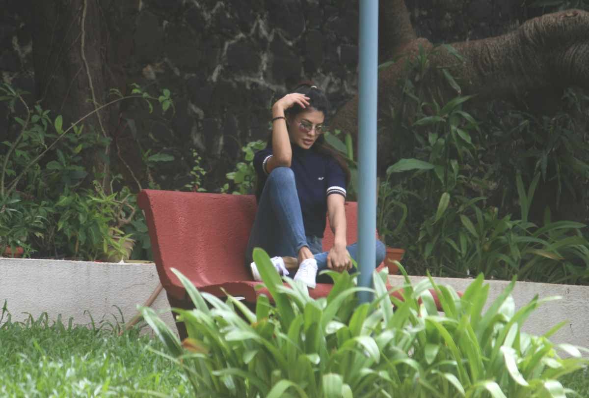 ishaan khattar to jacqueline fernandez spotted capture in camera