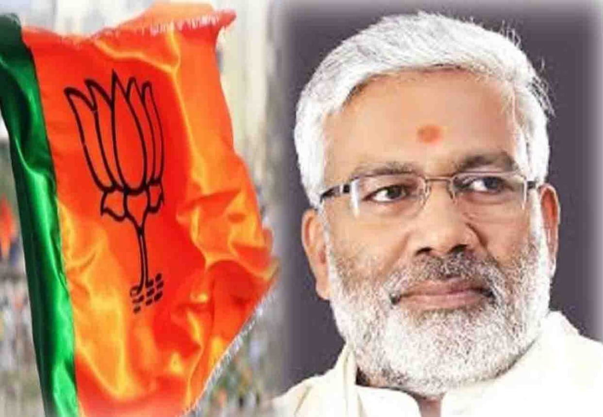 Election war time is near, celebrate those who are angry - Swatantra Dev