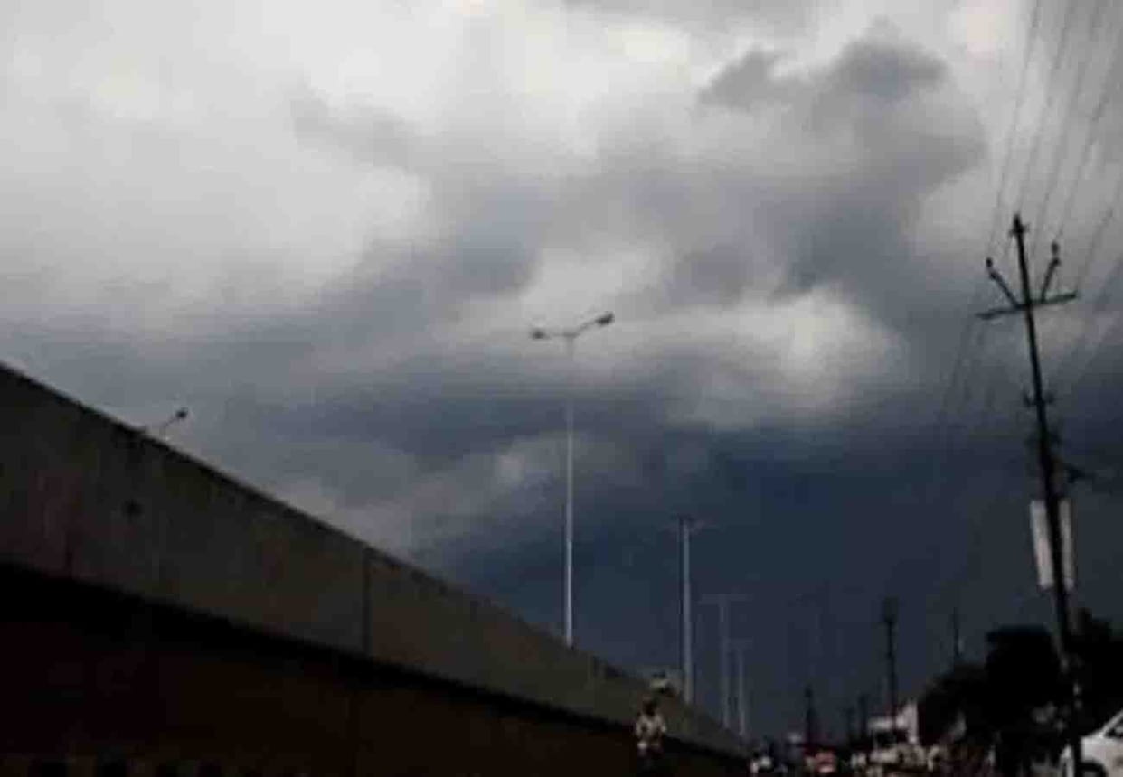 monsoon picked up pace in uttar pradesh, advisory for heavy rain with thunder issued