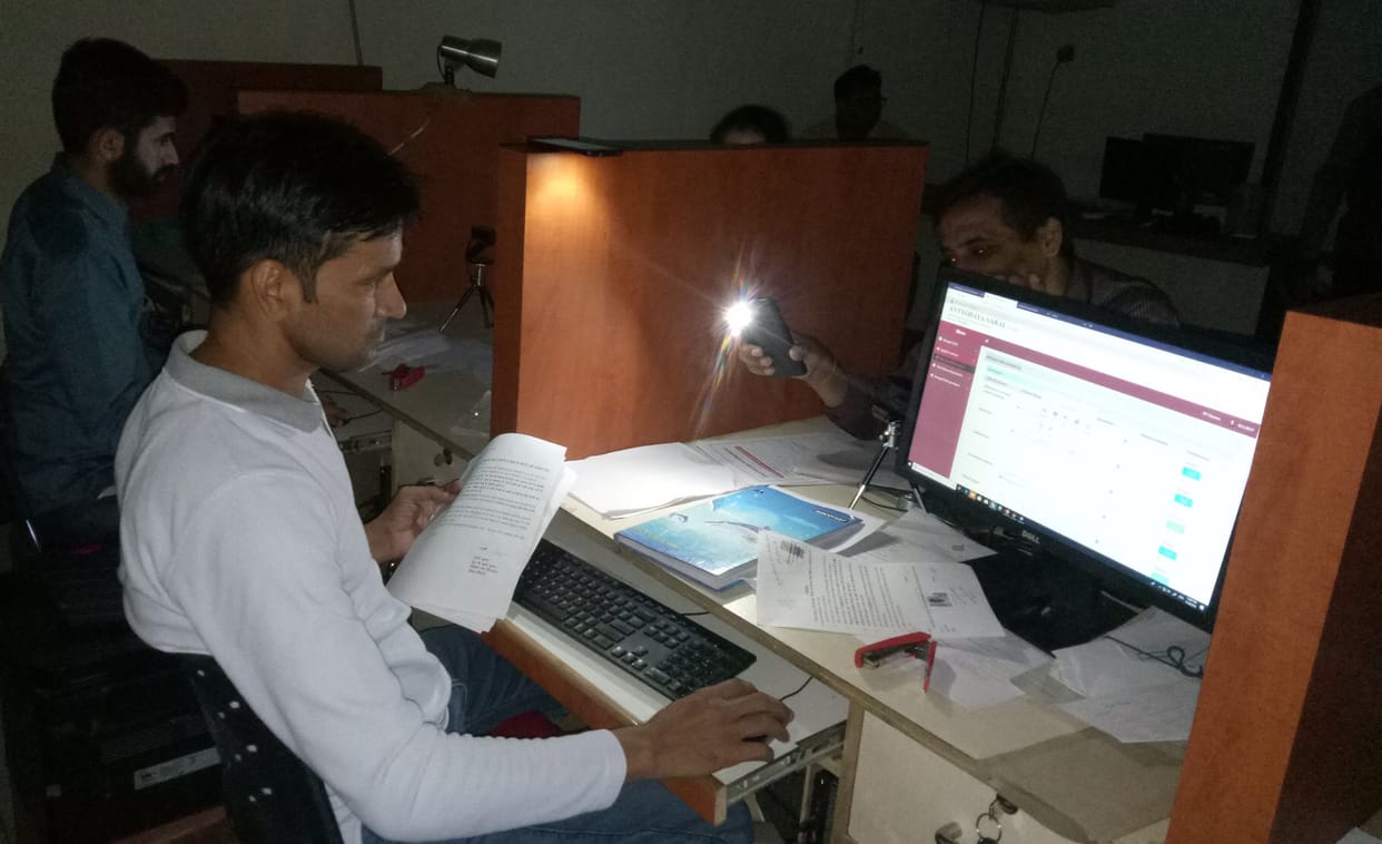 light if employee