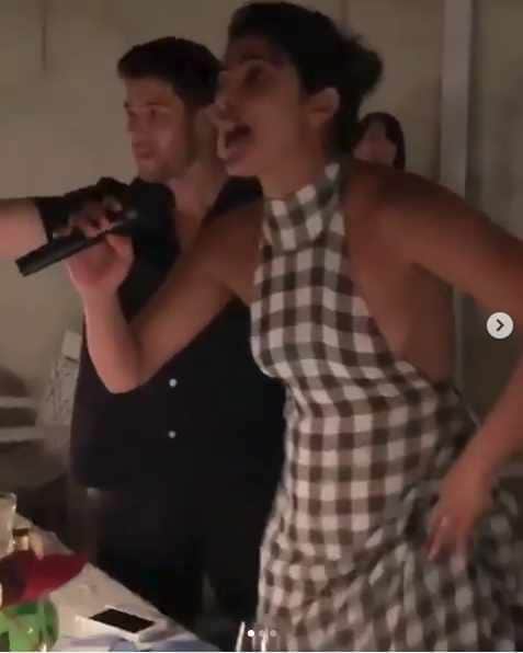 priyanka chopra faced oops moment during sung jonas brother song enjoy with husband nick jonas