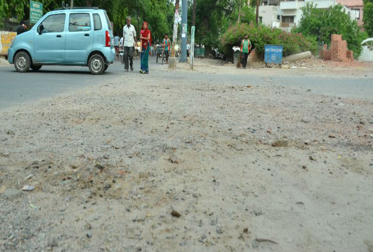 Shravan Month 2019 Lord Shiv Poja Road Damaged in Agra