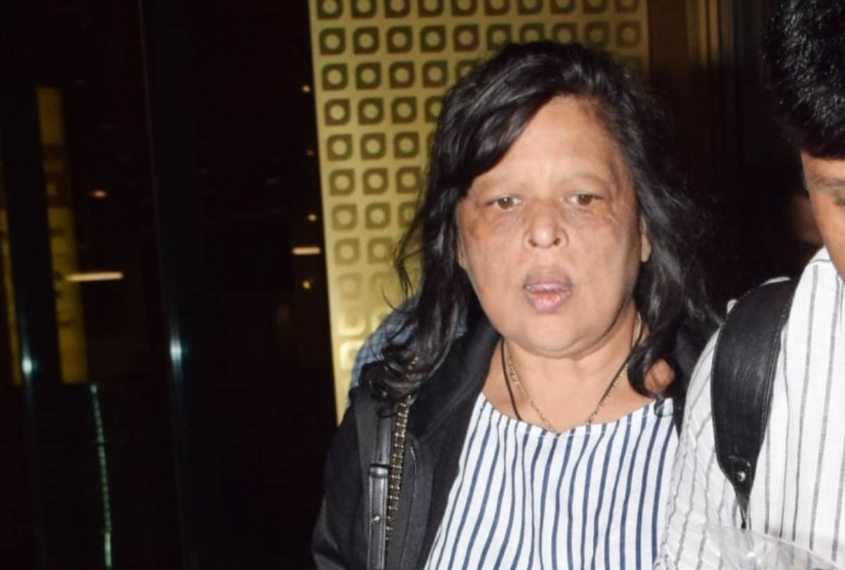shah rukh khan sister shehnaz lalarukh during the lion king screening