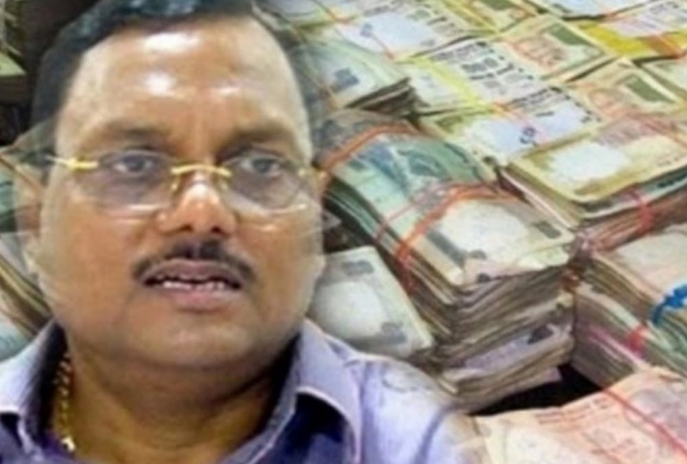 CBI interrogated to Nutan Thakur in yadav singh case.