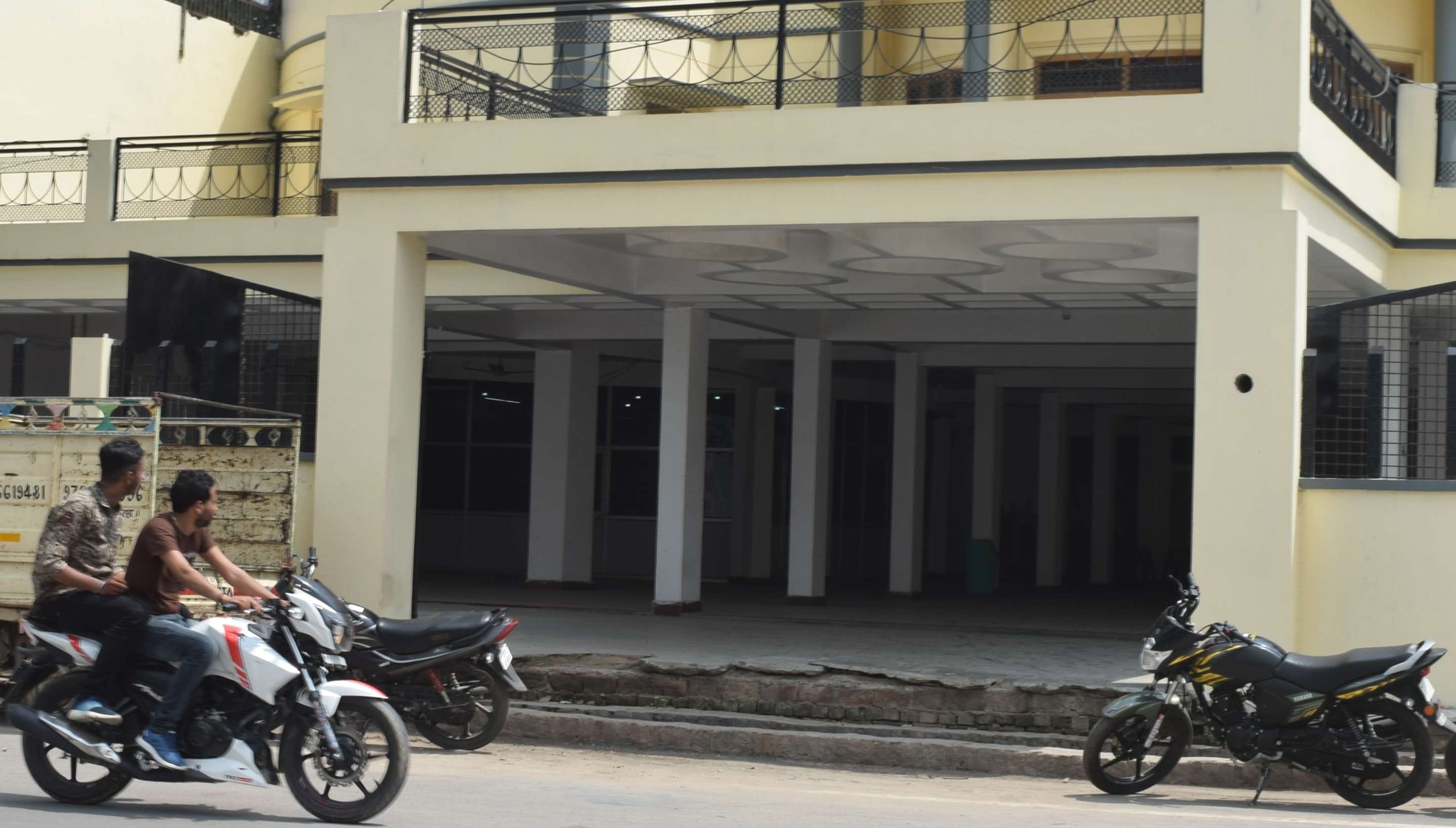 Hundreds of documents from the CBI received from Atiq Ahmed's house