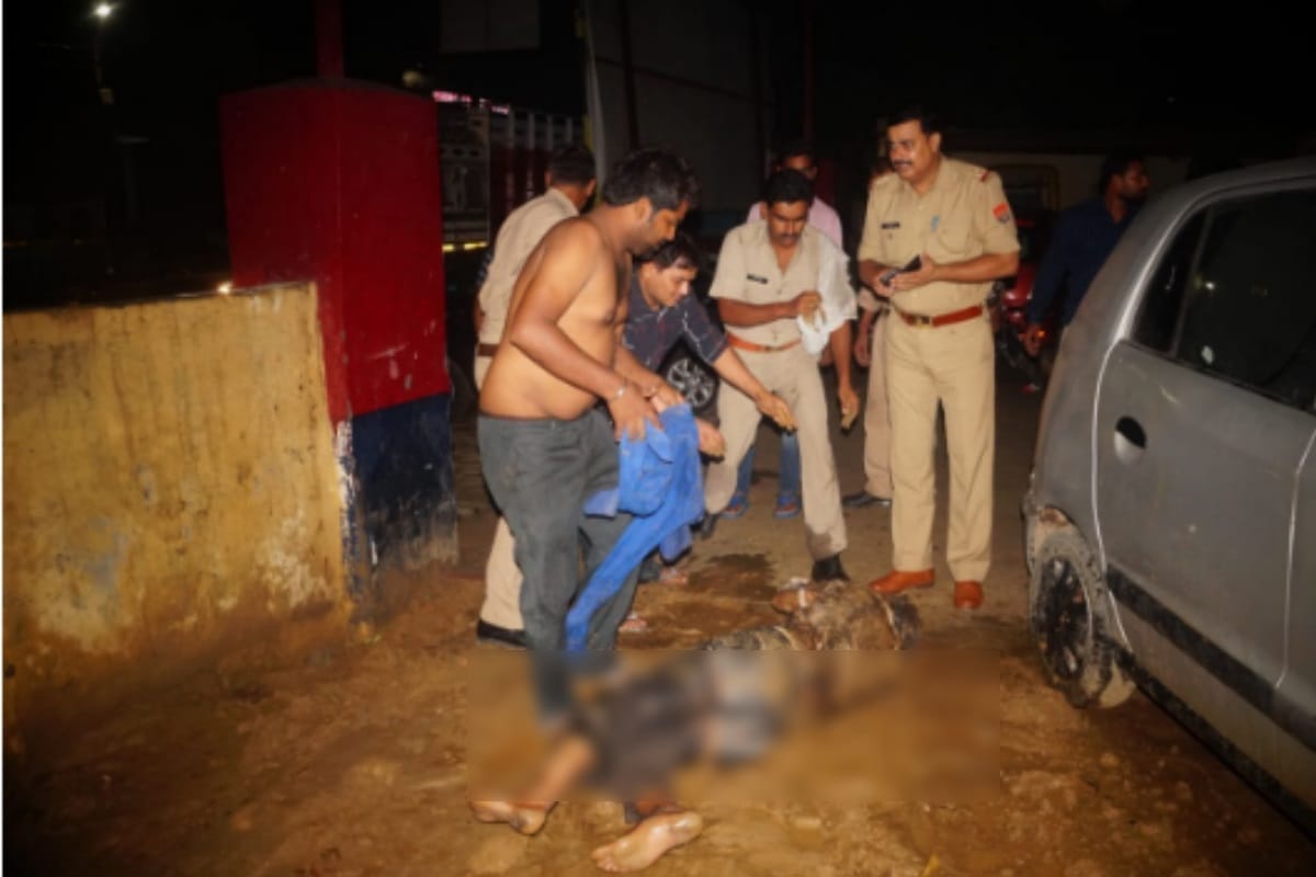 Man fire himself in Meerut police station, see in Pictures