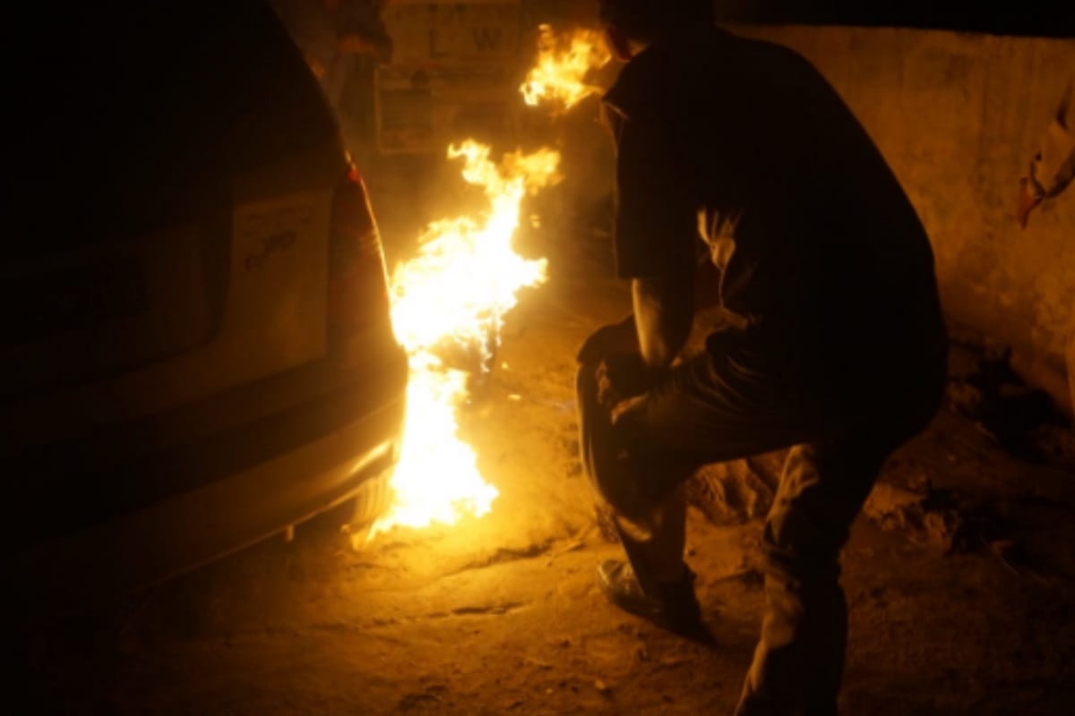 Man fire himself in Meerut police station, see in Pictures