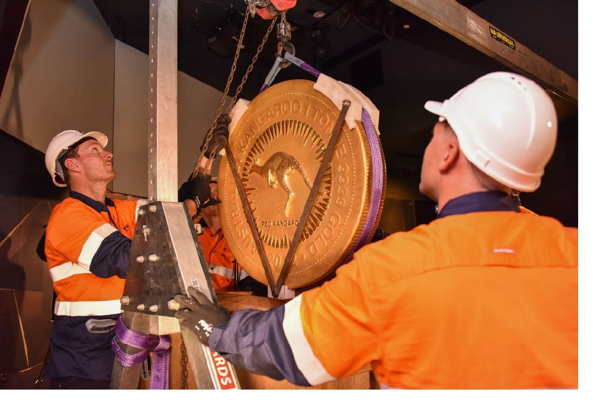world largest gold coin perth mint exhibition in new york