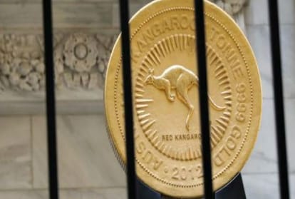 world largest gold coin perth mint exhibition in new york