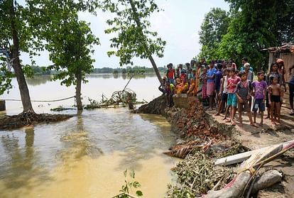 Floods in Bihar and Assam continue, Death of around 100 people