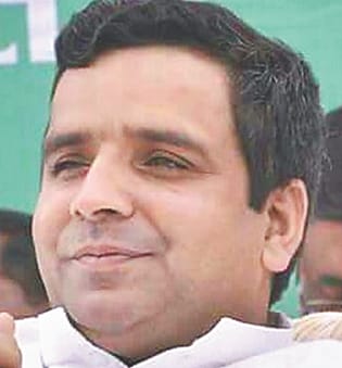 Highcourt issued notice to BJP MP Sanghmitra Maurya
