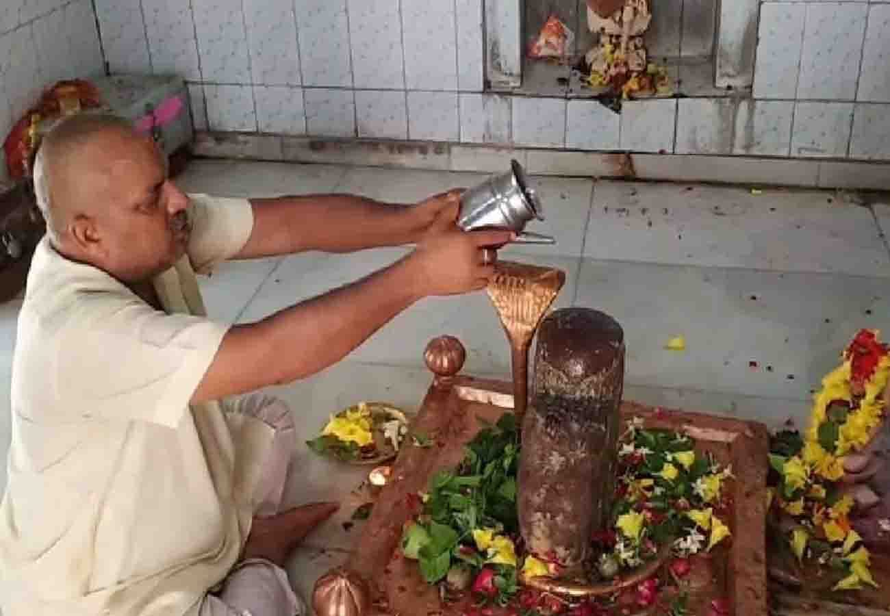 People Has strong Faith And Spirituality In Bhuteshwar Temple Of Kanpur