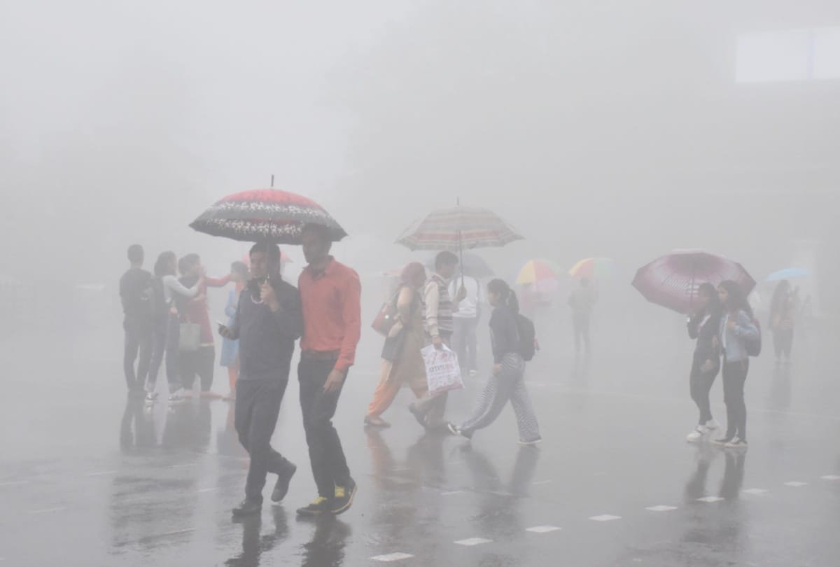 heavy rain in Delhi and nearby areas as IMD issues red alert