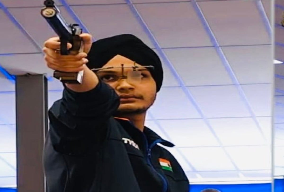 Sarabjot Singh wins the gold medal in the men’s 10m Air Pistol at the ISSF Shooting junior World Cup