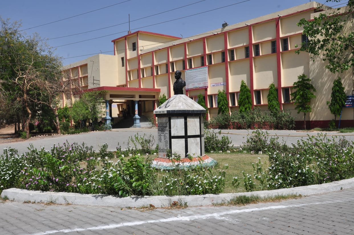 sports camp in dhyanchand stadium