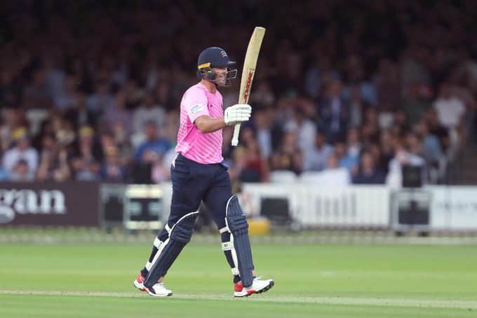 Ab DeVilliers made debut for Middlesex and smashes 88 from 43 balls against Essex