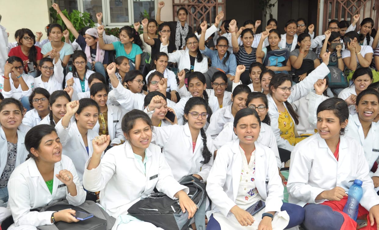 strike in ayurvedic colleges to university due to increment fee