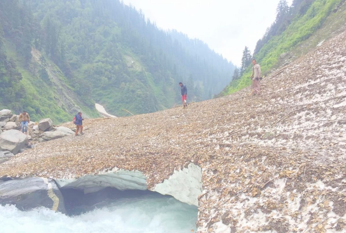 Road to Bara Bhangal restored after one year kangra himachal pradesh