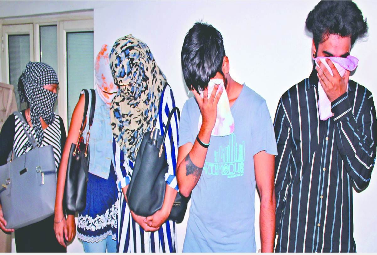 Case File Against Fraud Company, Fraud in the name of Job in Noida