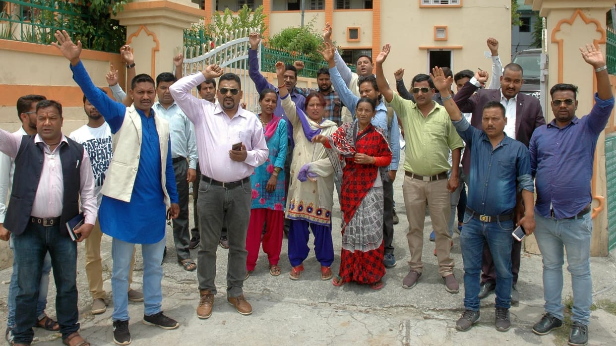 People of Kanalichina protest against UPCL