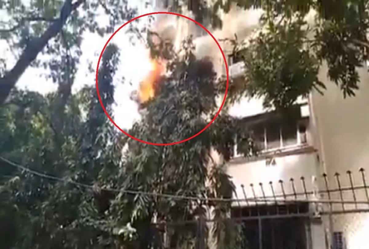 Comedian Kapil Sharma Oshiwara apartment house caught massive fire in Mumbai video viral