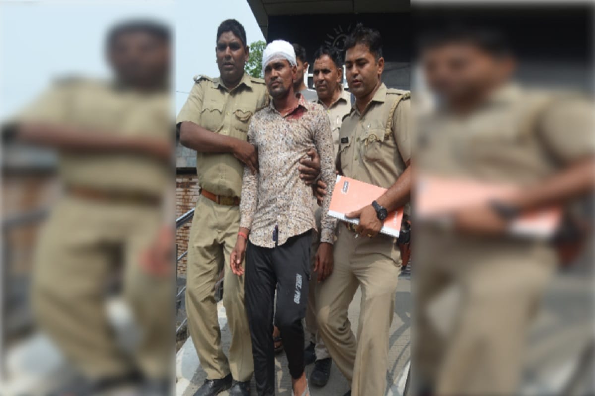 Firing in Meerut College after wine party in hostel and one student injured
