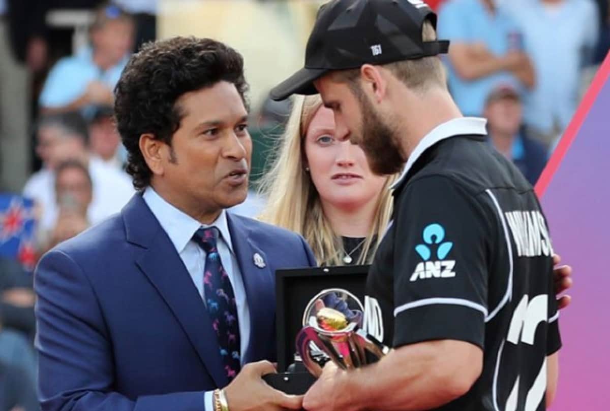 Sachin tendulkar appreciates kane williamson during world cup final post match ceremony