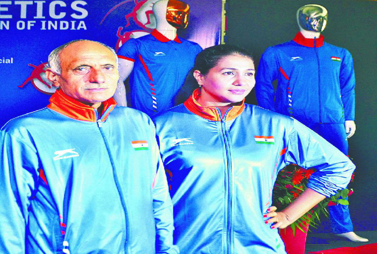 anju bobby George launch new Jersey of athlete team in agra