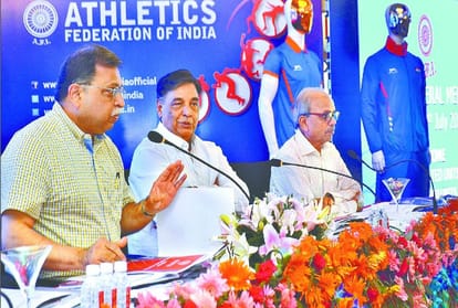 anju bobby George launch new Jersey of athlete team in agra