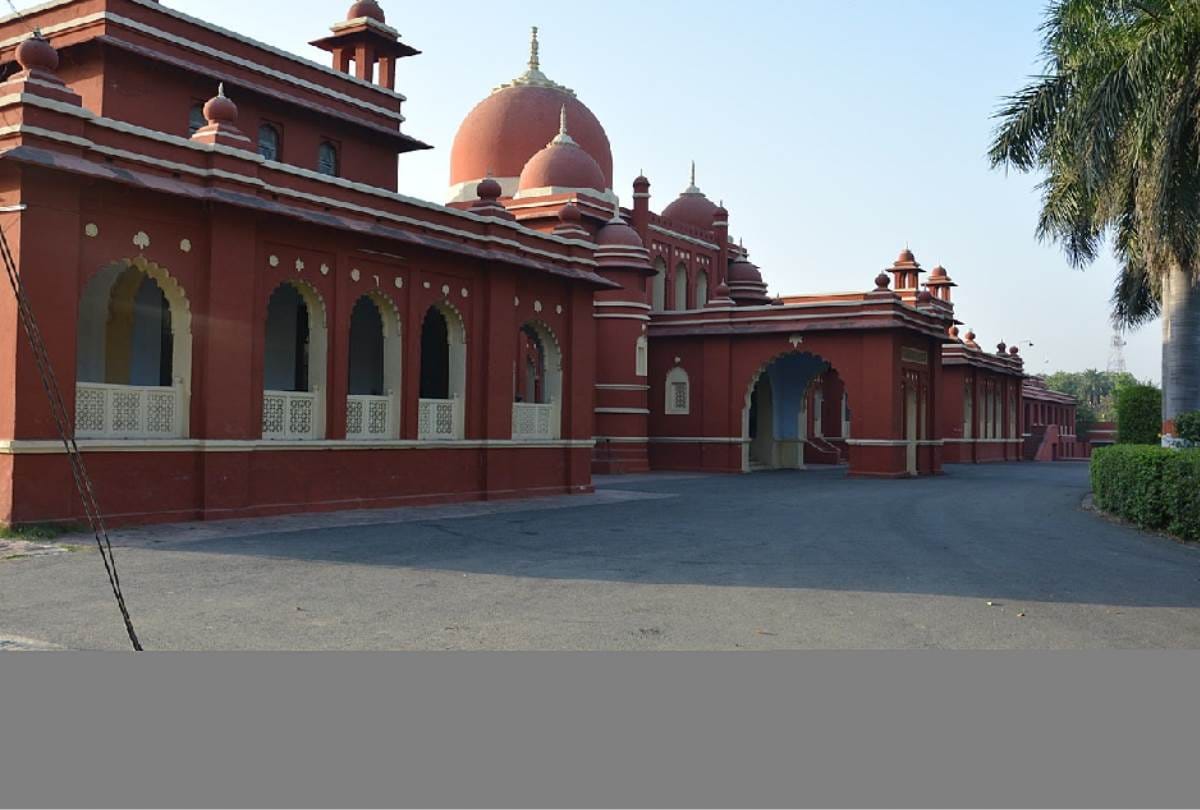 story of colvin taluqdars' college