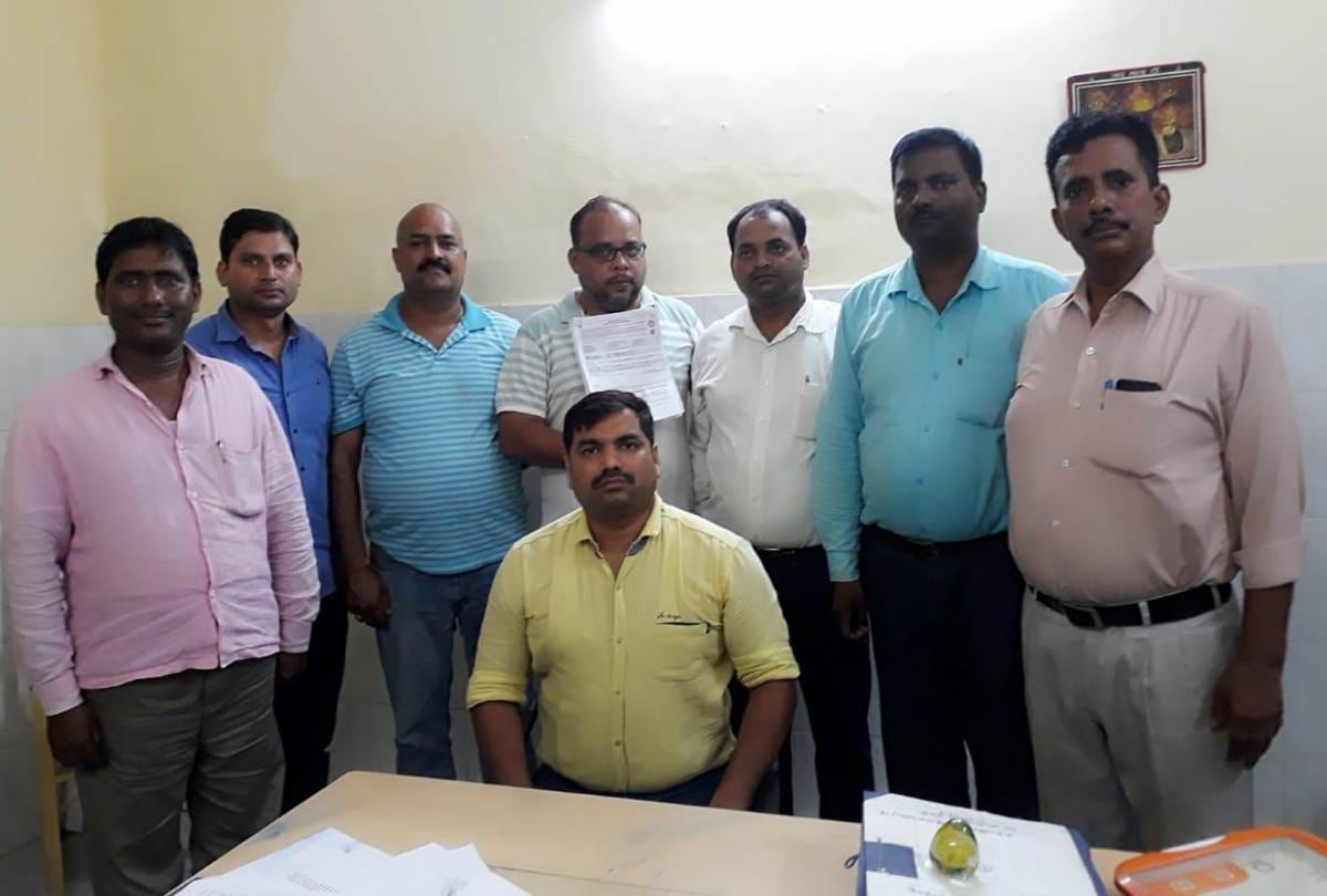 CIB raid on durgma tour and travels in lucknow