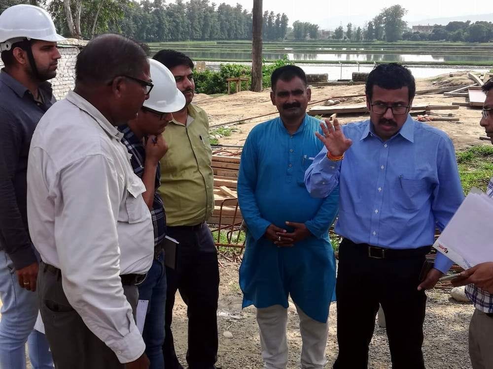 Ganga being dirty due to lack of sewerage system